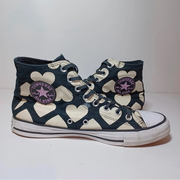 Converse Twisted Hearts Chucks Sz Women 11 Black/White 567143F (226 Box 26) - Picture 4 of 9